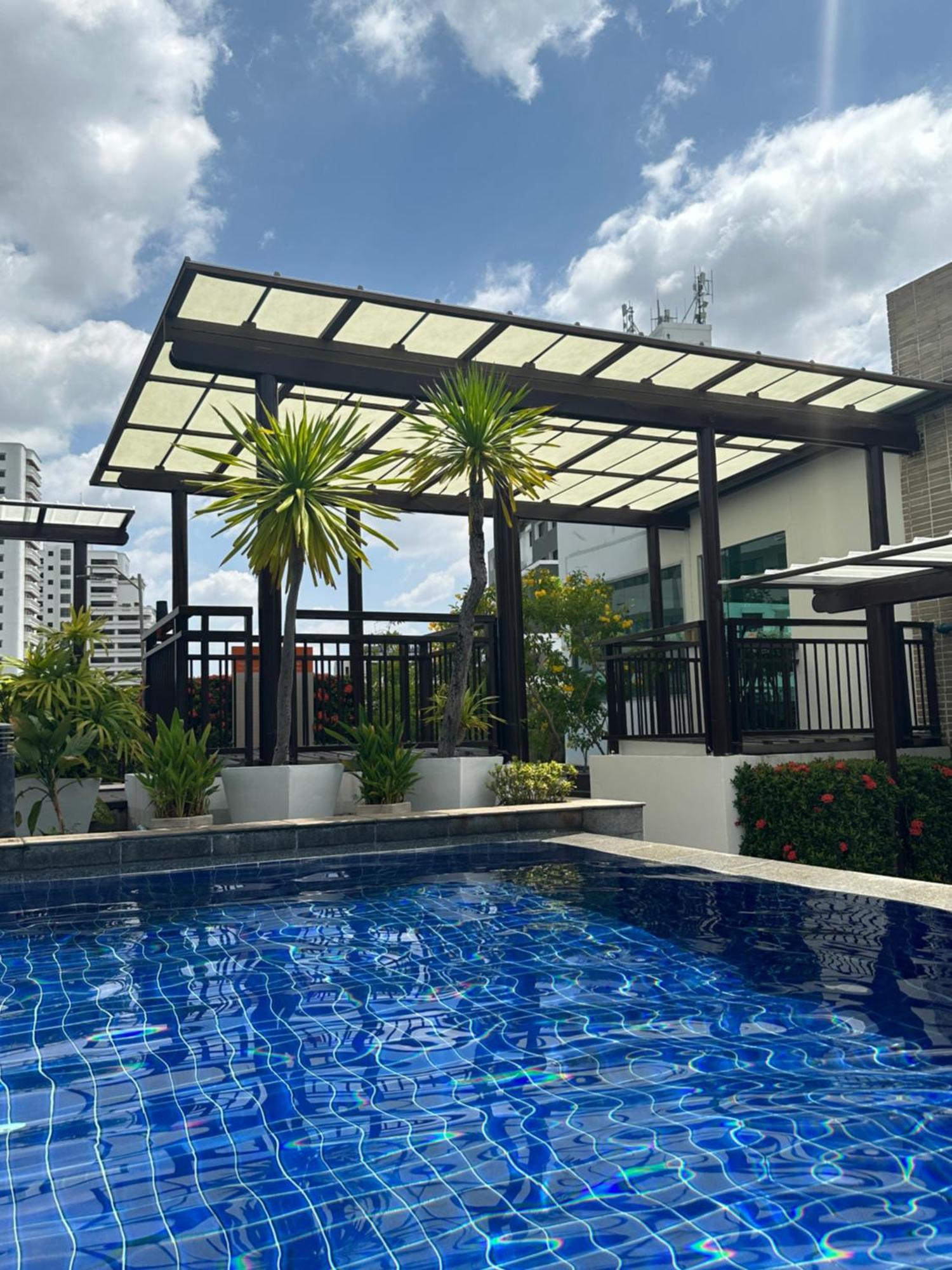 Delightful Condo In Central Location At Sukhumvit 49 Bangkok Kültér fotó